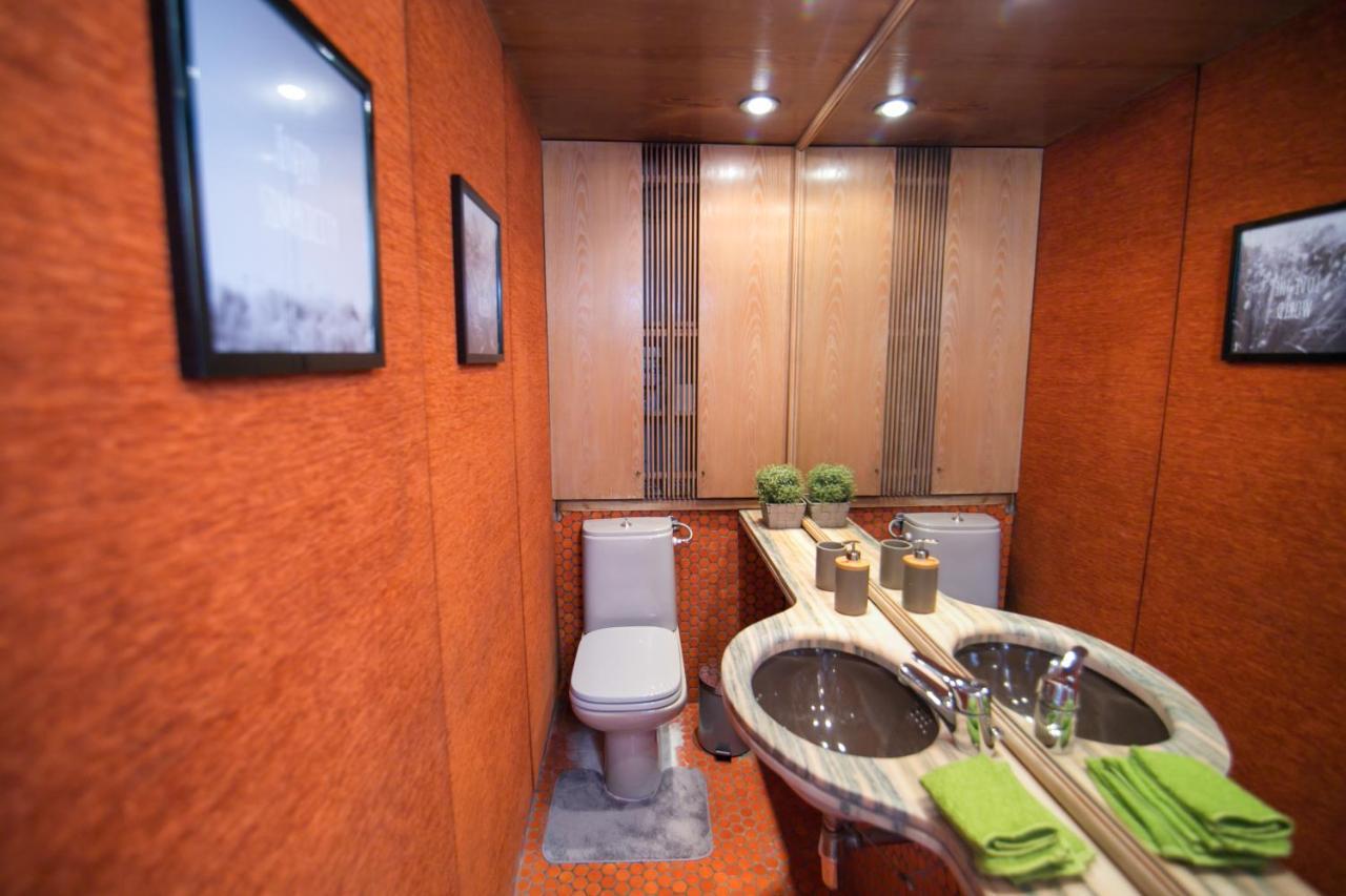 One-Of-A-Kind Athens Riviera Apartment Exteriör bild